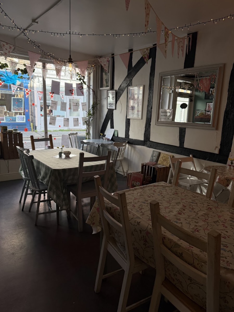 The Strawberry Teapot Tearoom & Cakery